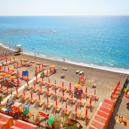 Aria Di Mare Apartman Borghetto Santo Spirito Kültér fotó